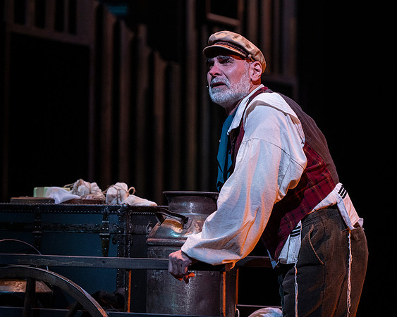 252_Fiddler on the Roof_full set