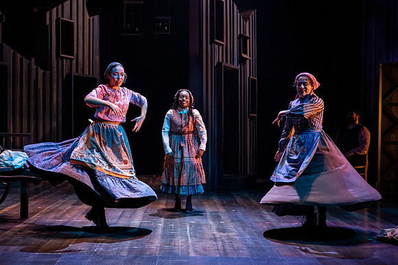 255_Fiddler on the Roof_full set