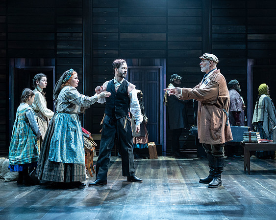 284_Fiddler on the Roof_full set