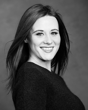 070_Caroline, bw, web