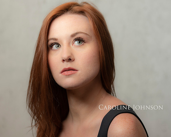 074_Caroline, color, print, name