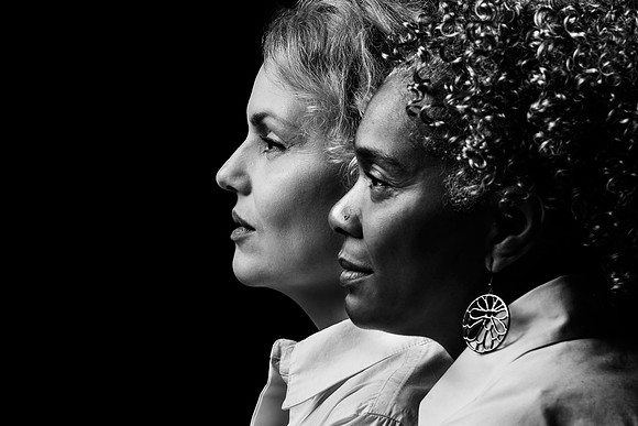 001_Shutter Sisters_promo_RETOUCHED, extended, bw