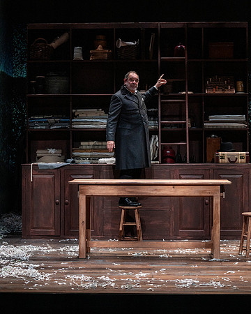 014_The Lehman Trilogy_full set