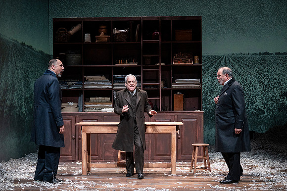 024_The Lehman Trilogy_full set