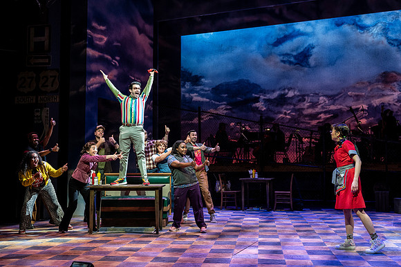 048_Waitress_press