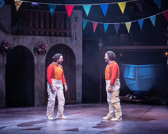 220_Comedy of Errors_full set