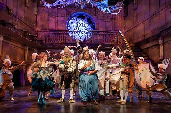 020_Beauty and the Beast_setups2_press