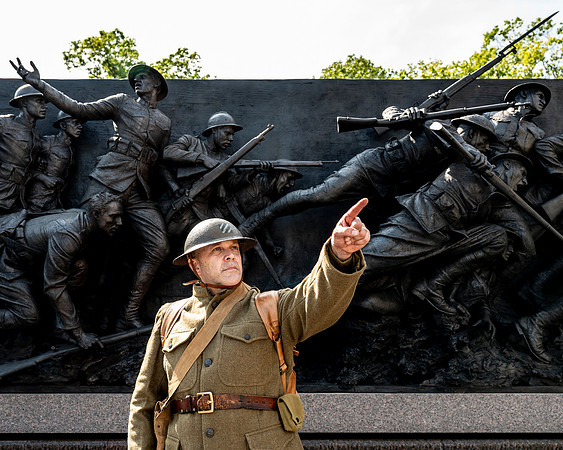 061_An American Soldier's Journey Home_full set