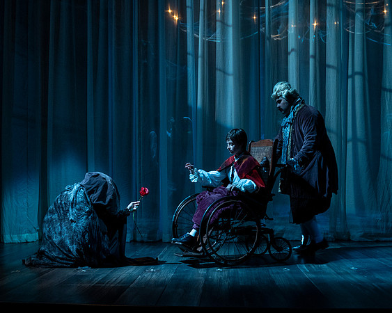 013_Beauty and the Beast 2022_press