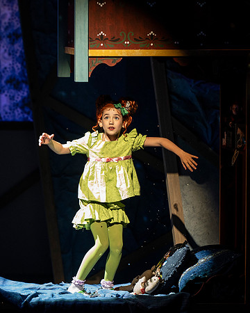 021_Frozen performance_kids
