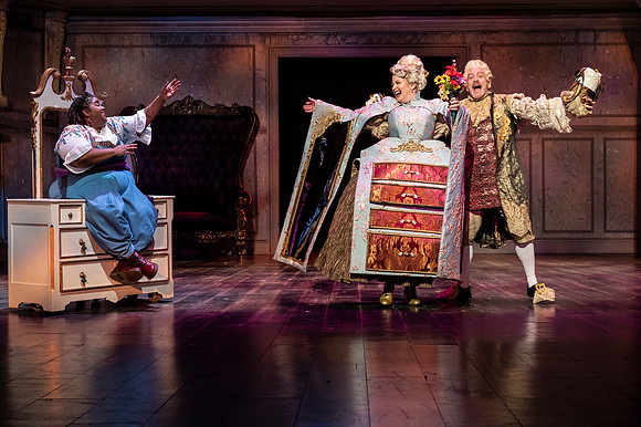 018_Beauty and the Beast_setups2_press