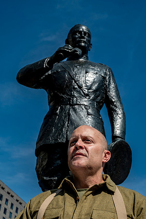 051_An American Soldier's Journey Home_full set
