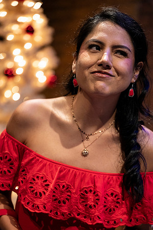 097_Laughs in Spanish_full set