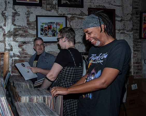 051_Love and Vinyl, Byrdland_promo