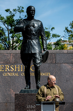 030_An American Soldier's Journey Home_full set
