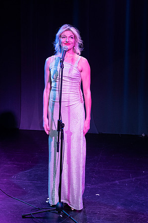 041_Marlene_press